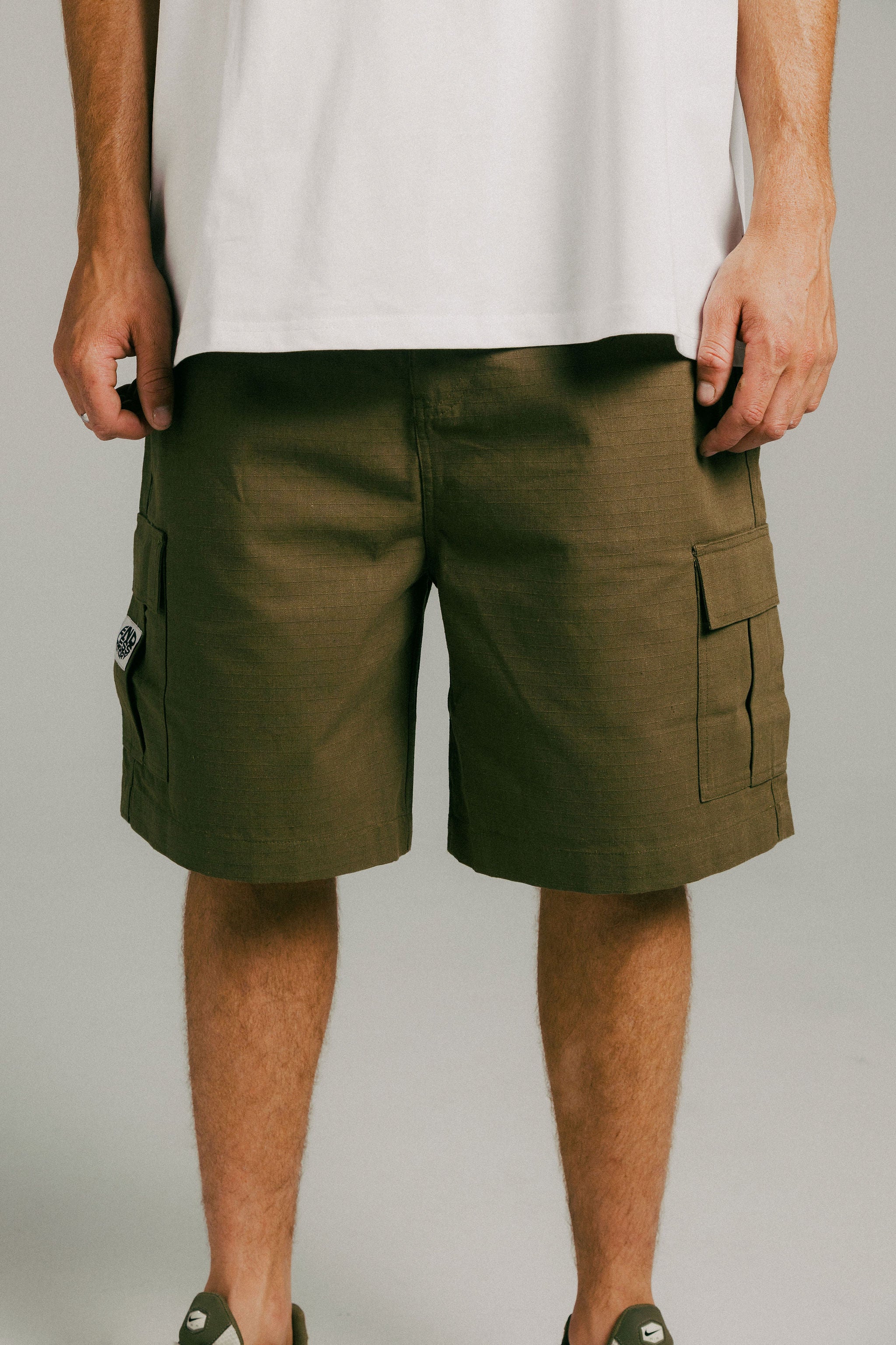 IMPASTO SHORT - OLIVE