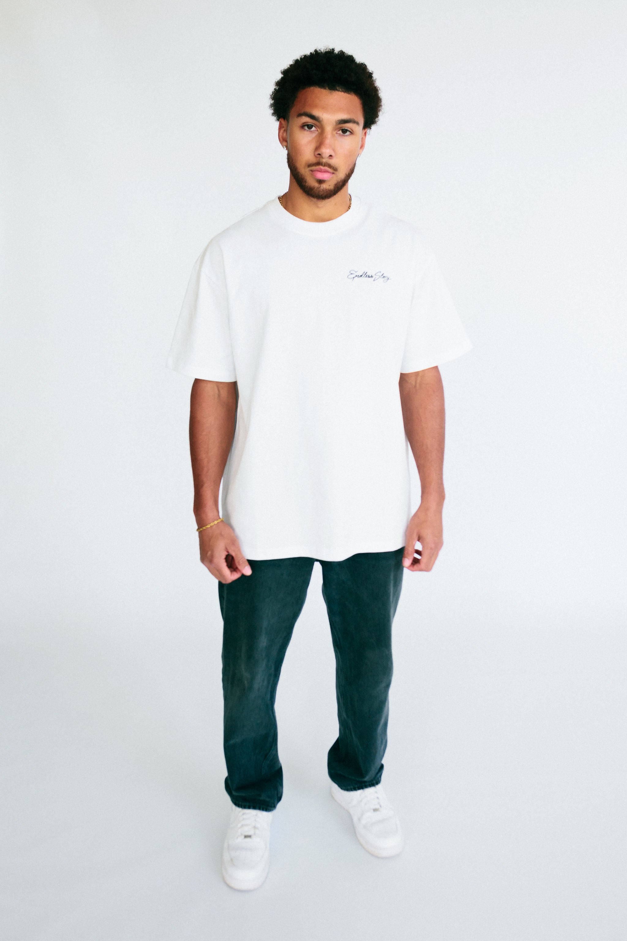 WEEKENDER TEE - WHITE