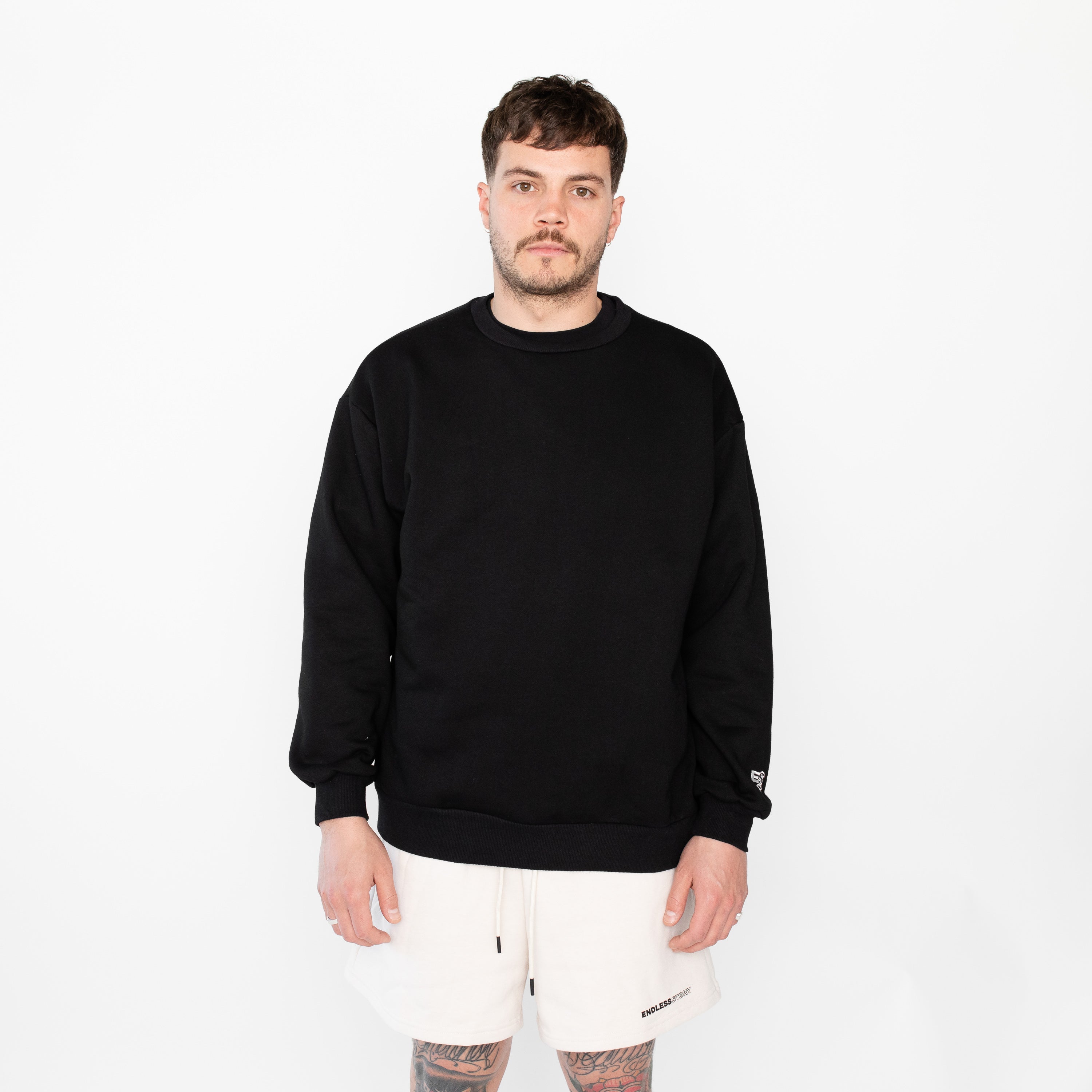 SIGNATURE CREW NECK - BLACK