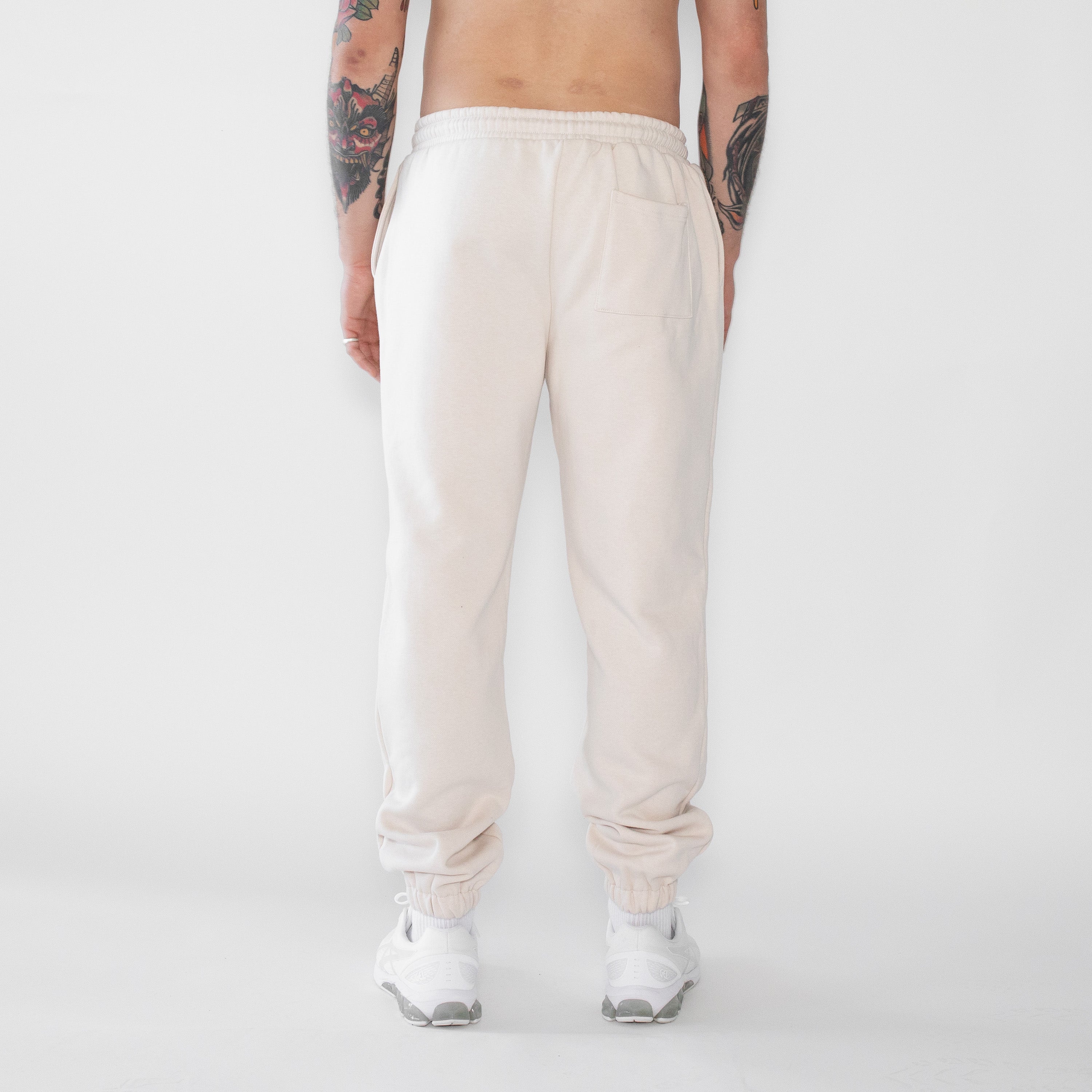 SIGNATURE FLEECE PANT - BONE