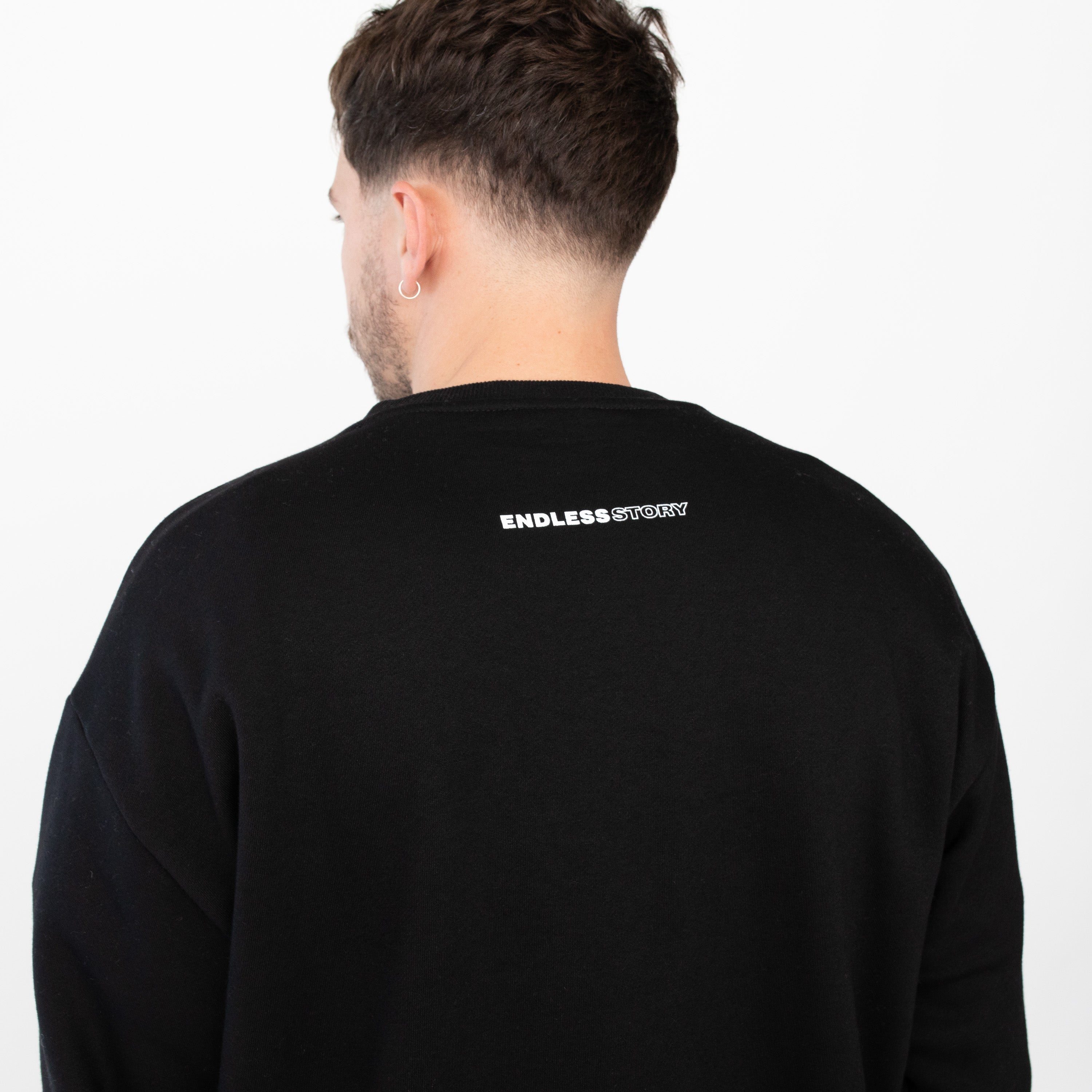 SIGNATURE CREW NECK - BLACK