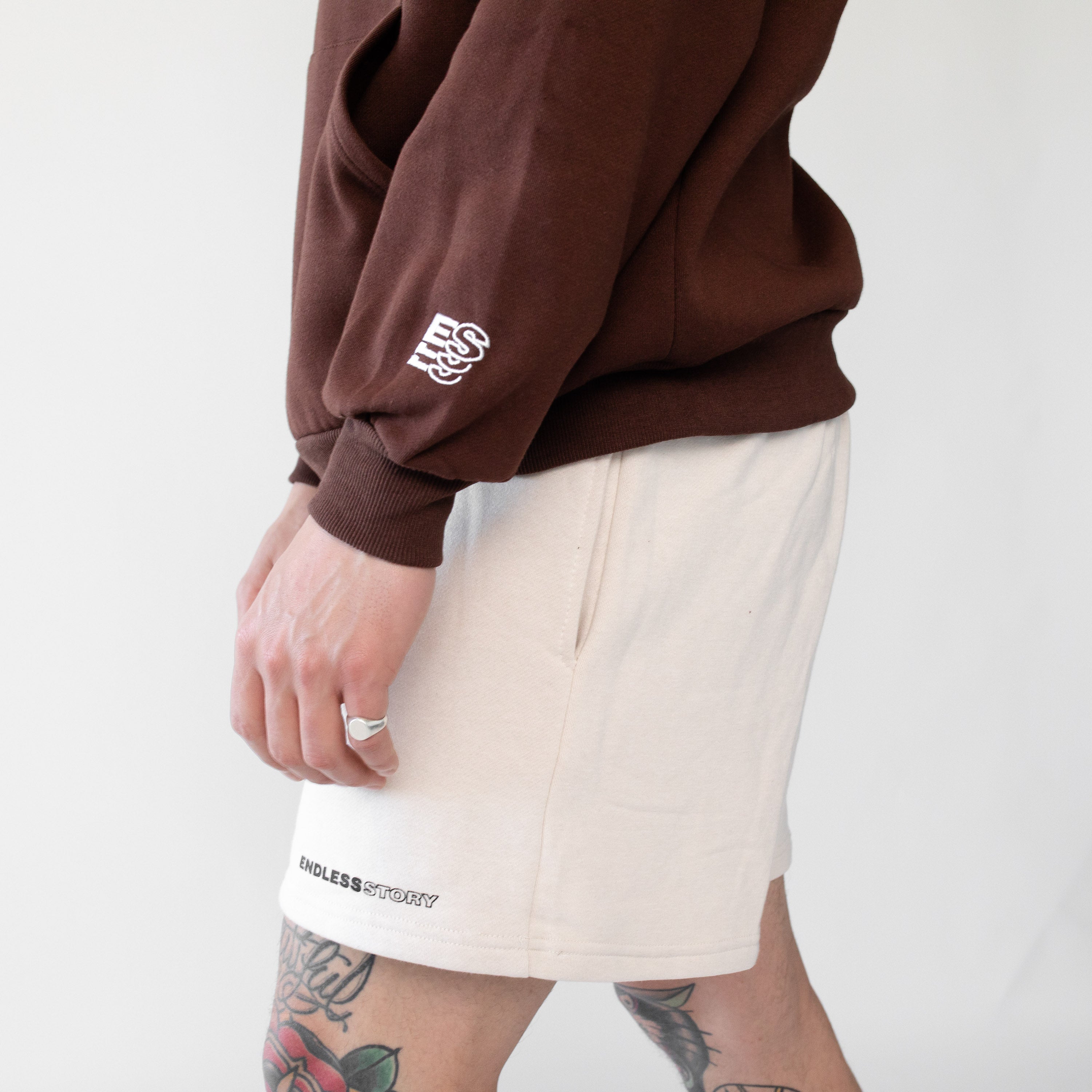 SIGNATURE HOOD - BROWN