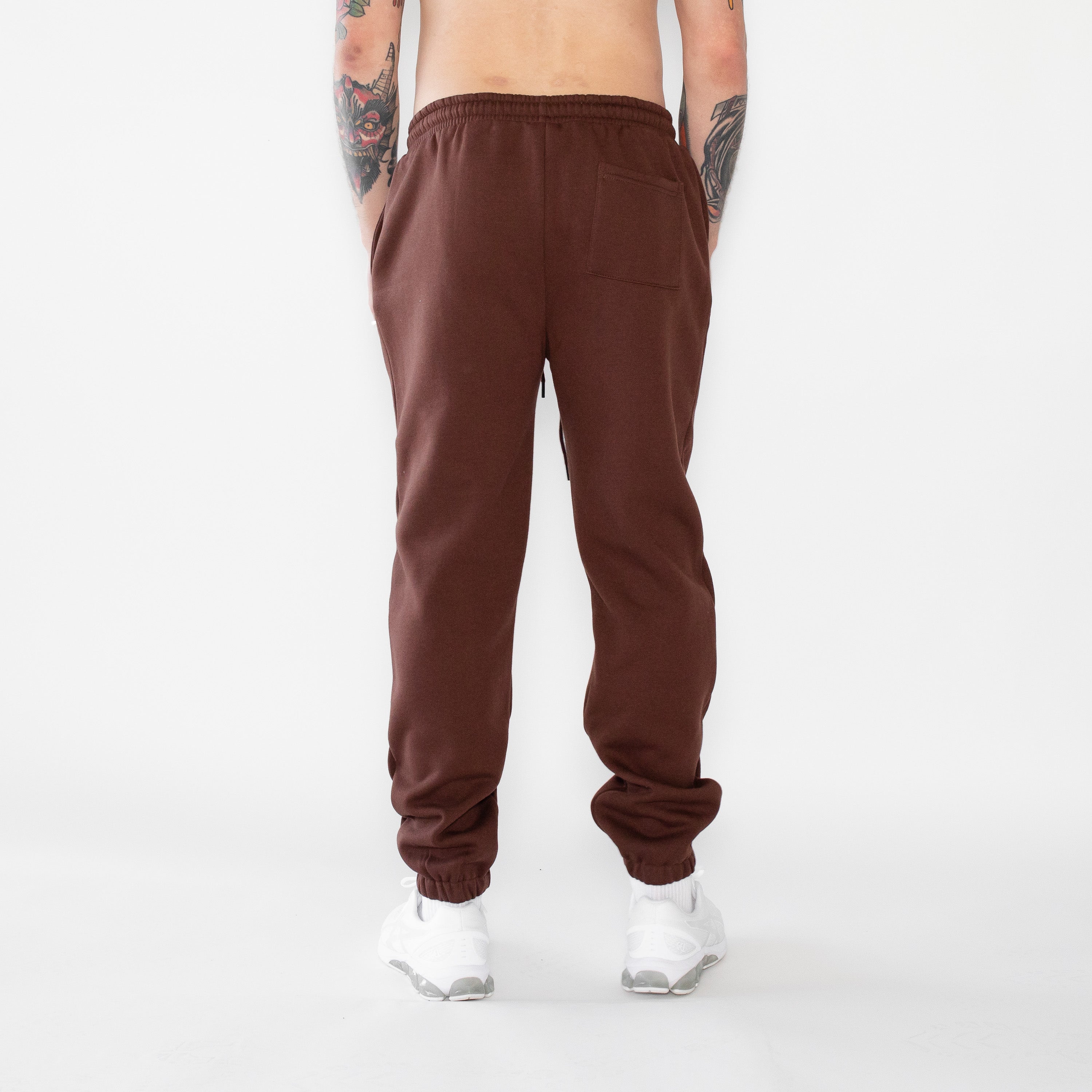 SIGNATURE FLEECE PANT - BROWN