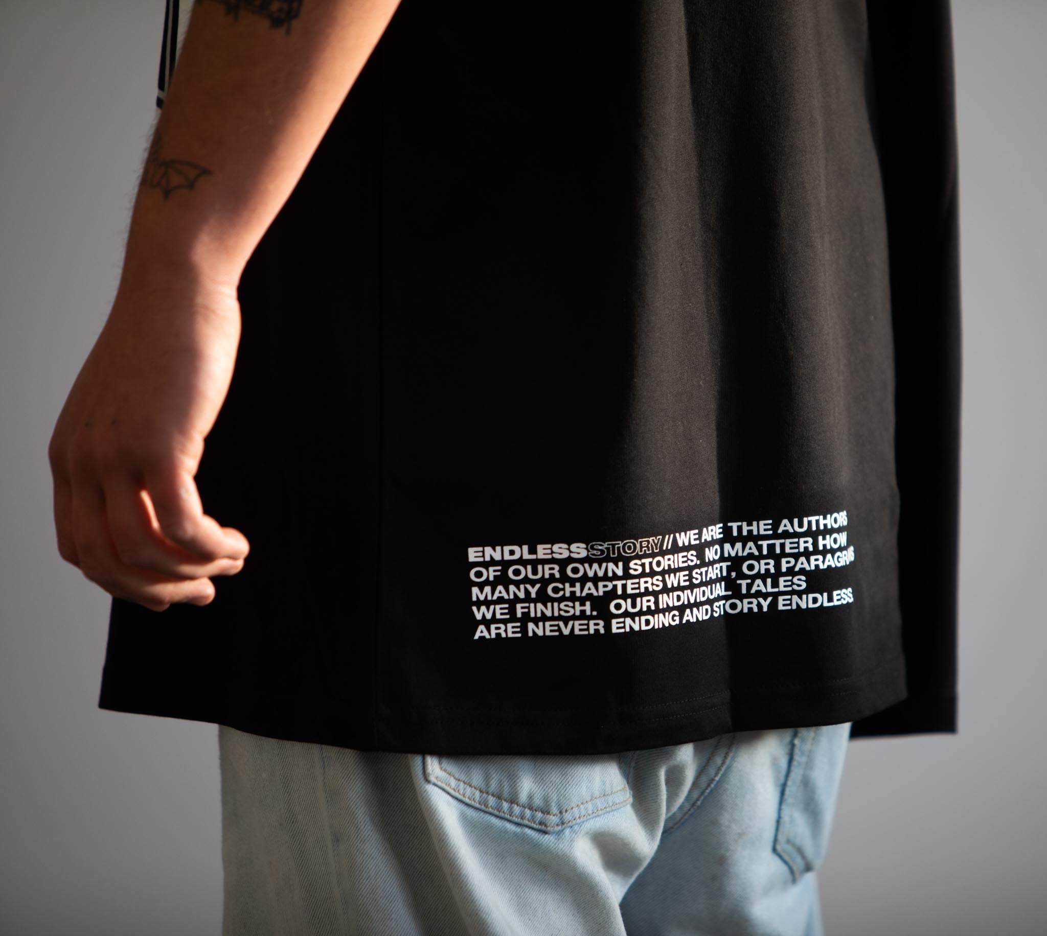 ENDLESS TEE - BLACK